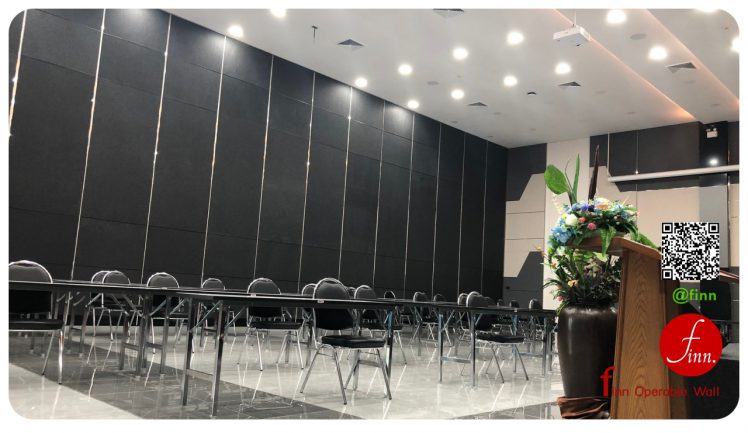 ผนังกั้นห้องประชุม @สยาม สไมล์ – กรุงเทพมหานคร # ผลงาน ผนังกั้นห้องประชุม ผนังกันเสียงเคลื่อนที่ ห้องประชุม และห้องฝึกอบรม