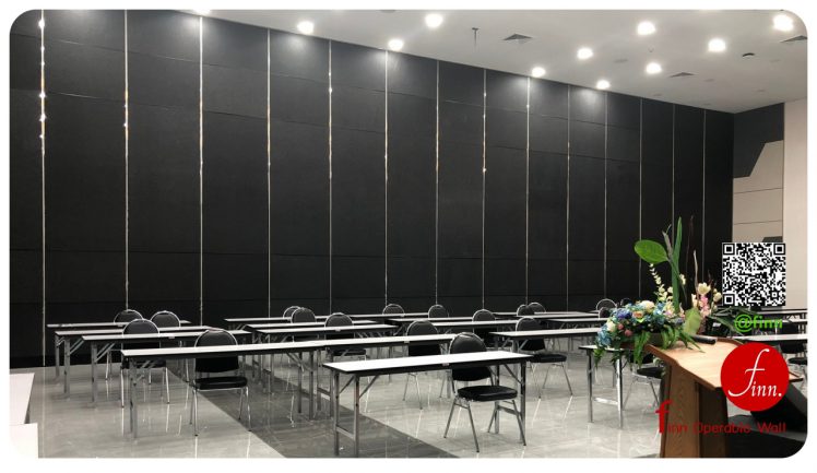 ผนังกั้นห้องประชุม @สยาม สไมล์ – กรุงเทพมหานคร # ผลงาน ผนังกั้นห้องประชุม ผนังกันเสียงเคลื่อนที่ ห้องประชุม และห้องฝึกอบรม