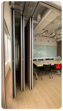 ผนังกั้นห้องประชุม MOVABLE WALL SYSTEM - Finn Operable wall systems_By_FINN Decor
