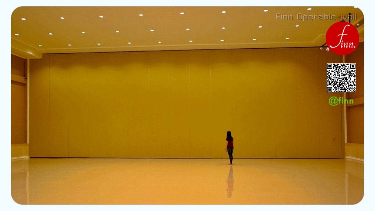 ผนังบานเลื่อนกั้นห้องกันเสียง FINN ใช้สำหรับห้องประชุม By FINN De'cor